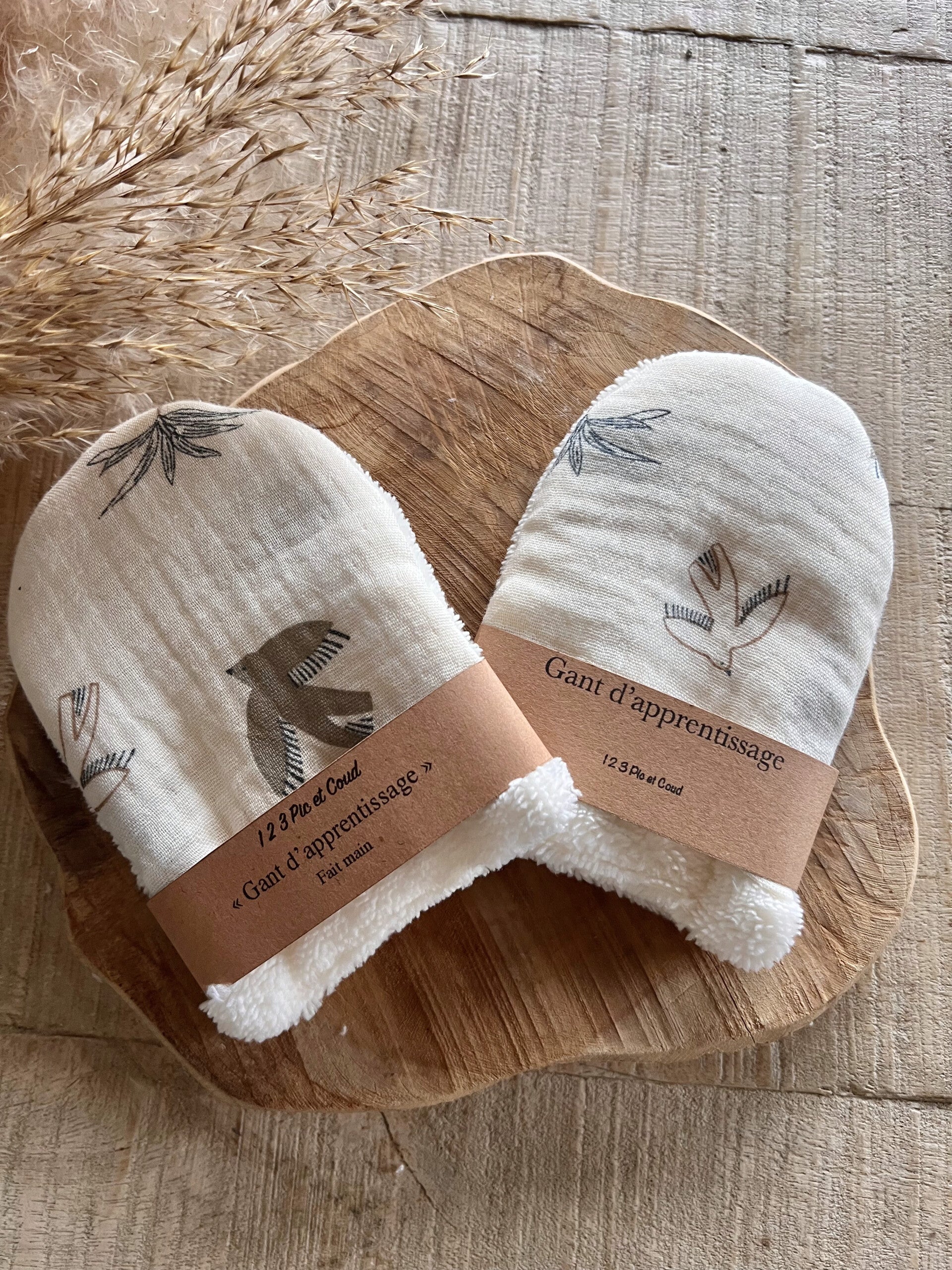 2 gants d'apprentissage
