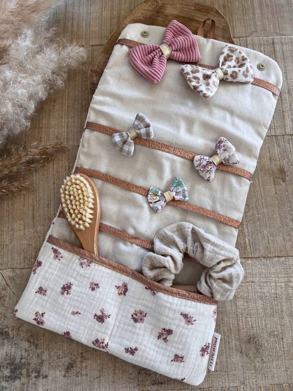 Pochette à barrettes