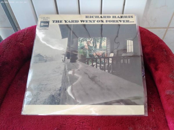LP Richard Harris - The yard went on forever