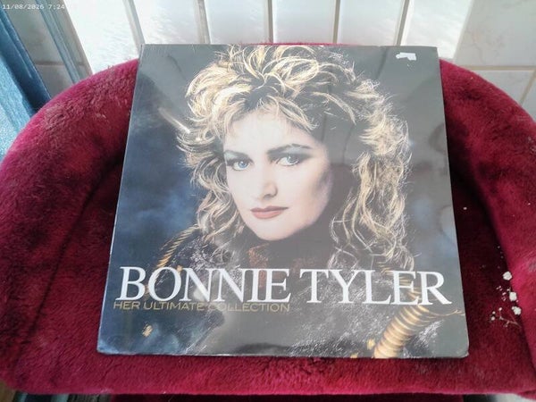 LP Bonnie Tyler - Her ultimate collection   NIEUW