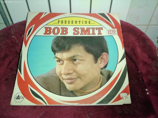 LP presenting Bob Smit