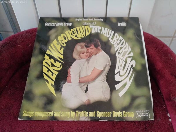 LP Spencer Davis Group & Traffic - here we go round the mulberry bush