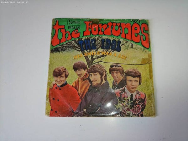 Single The Fortunes - The Idol / His smile was a lie