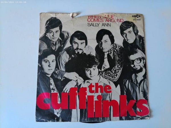 Single The Cuff Links - When Julie comes around / Sally Ann