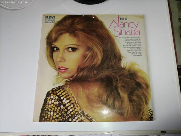 dubbel LP This is Nancy Sinatra