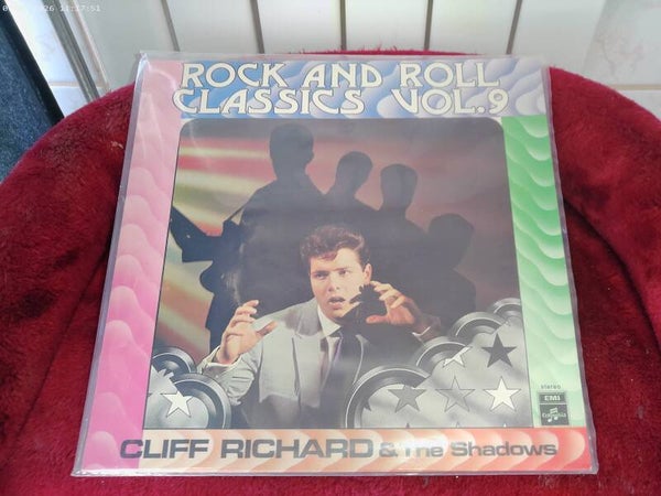 LP Cliff Richard & The Shadows - Rock & Roll Classics