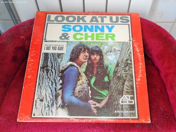Lp Sonny & Cher - Look at us