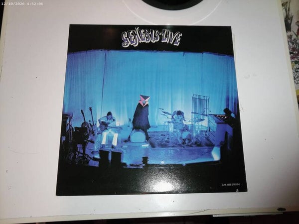 LP Genesis - Live