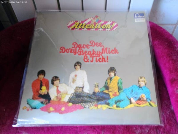 LP Dave Dee Dozy Beaky Mick & Tich - Attention