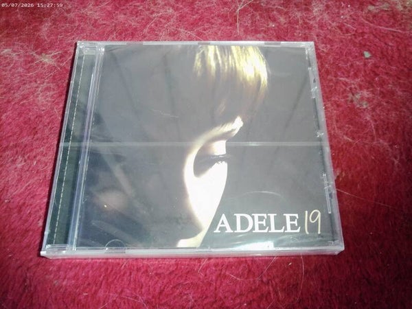 CD Adele - 19   NIEUW