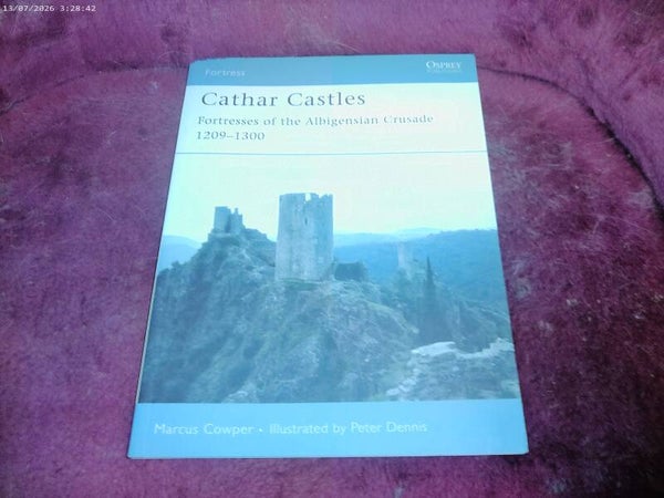Boek Osprey Fortress - Cathar Castles