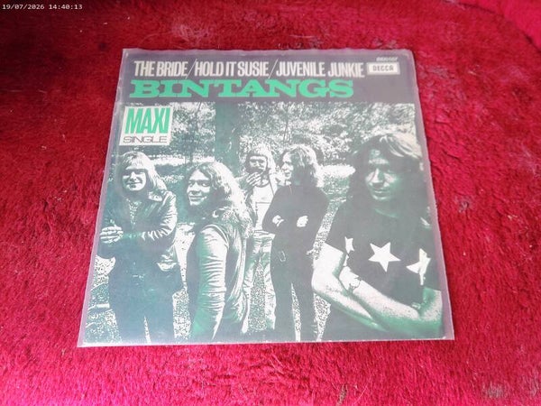 single Bintangs - The Bride / Hold it Susie / Juvenile junkie