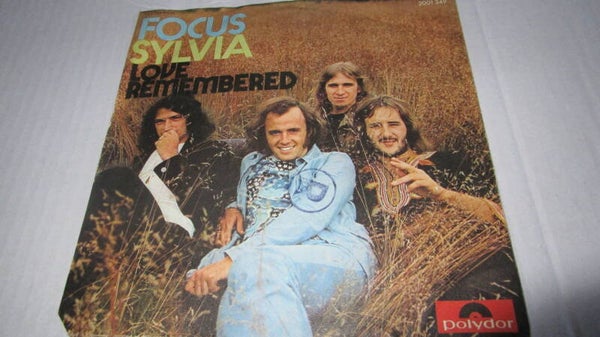single-Focus - Sylvia
