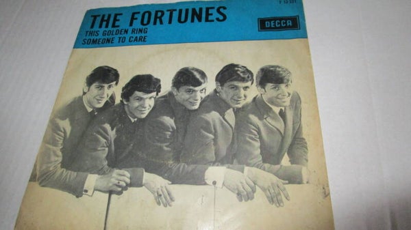 single-The Fortunes - this golden ring