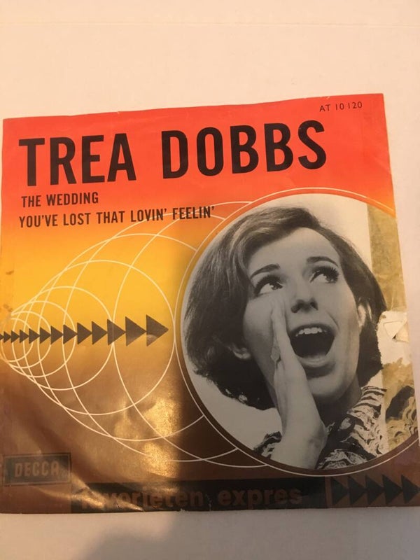 single-Trea Dobbs - The wedding