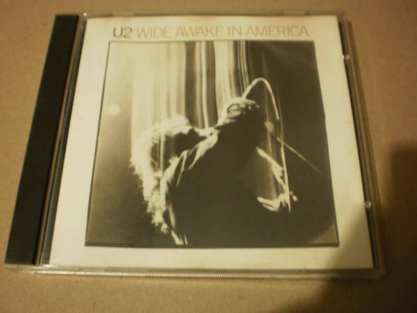 CD U2  - Wide awake in America