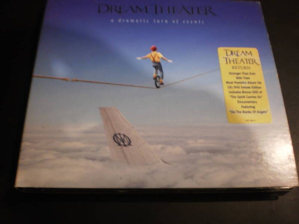 CD & DVD Dream Theater - A dramatic Turn of events