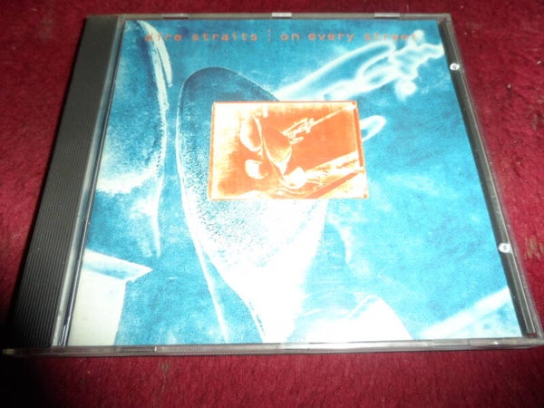CD Dire Straits - On every Street