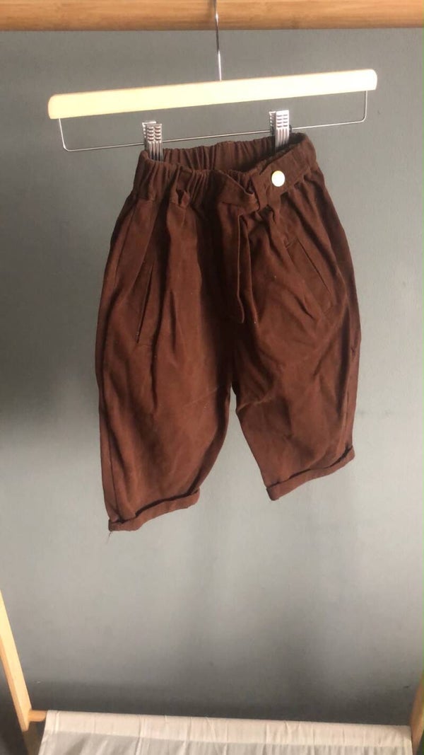 Stoere Bruine Broek met Plooidetails - Melissa
