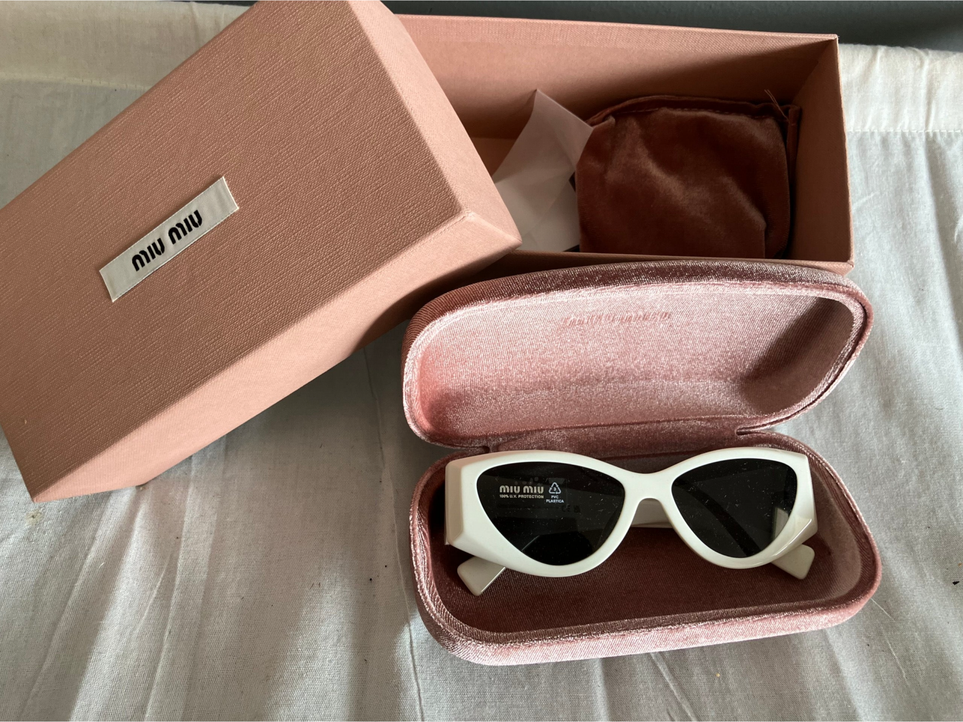 Nieuw stijlvolle Miu Miu zonnebril - Maxine