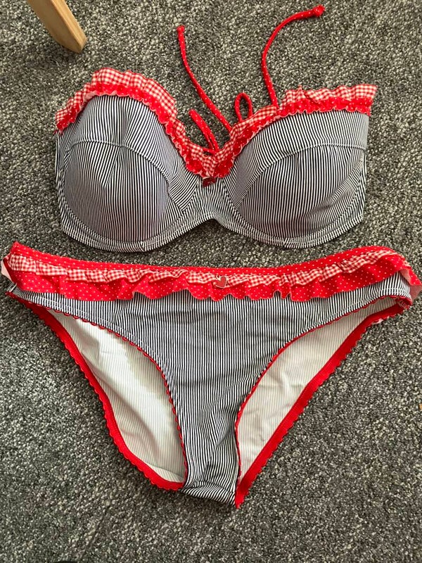Kelly brooks x newlook bikini