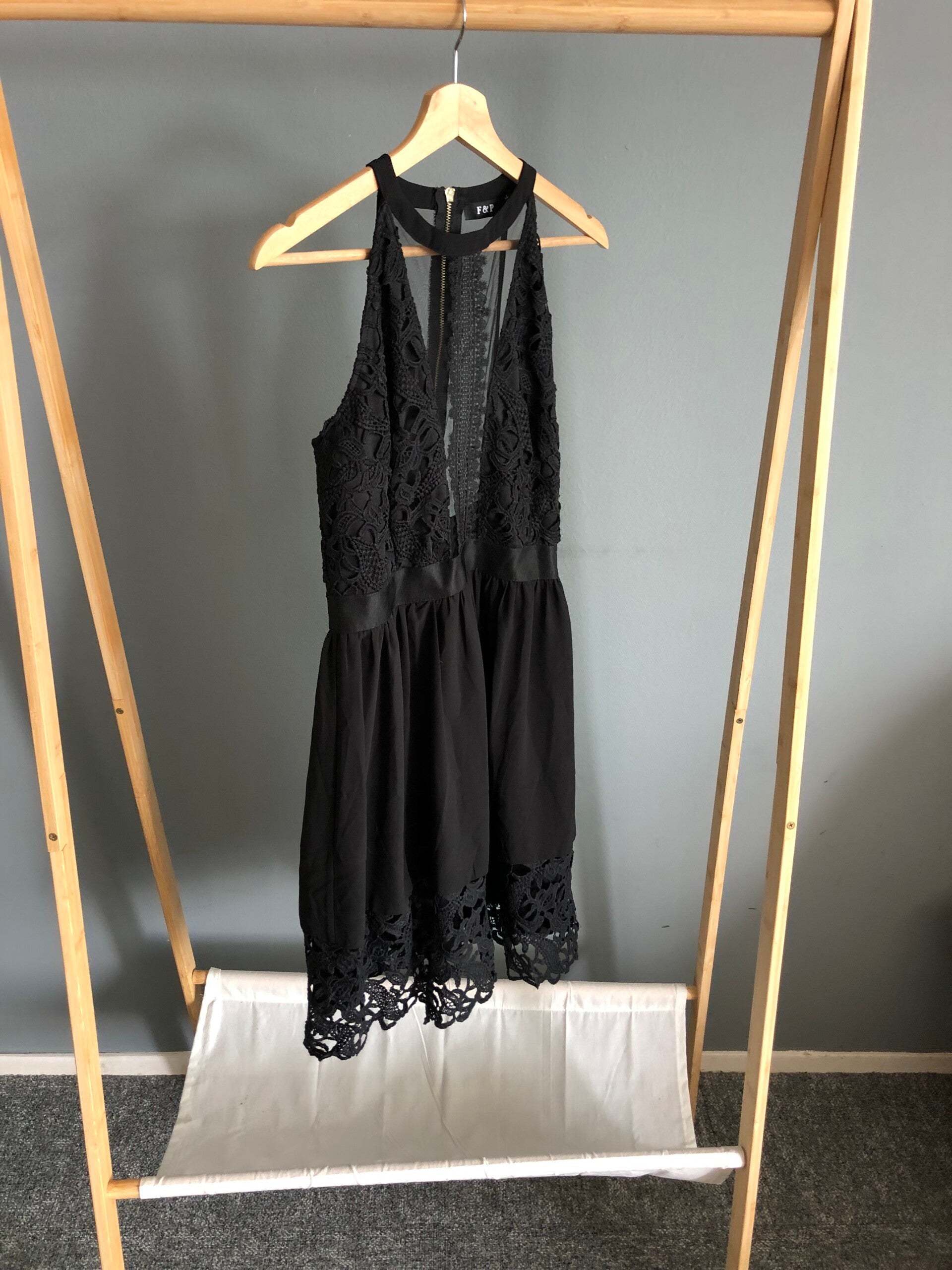 Prachtige jurk f&p
