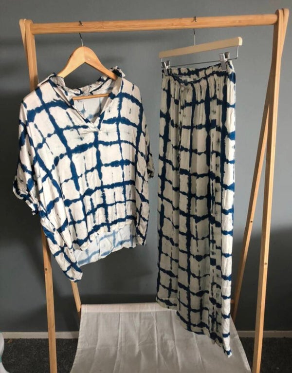 Les Jumelles set