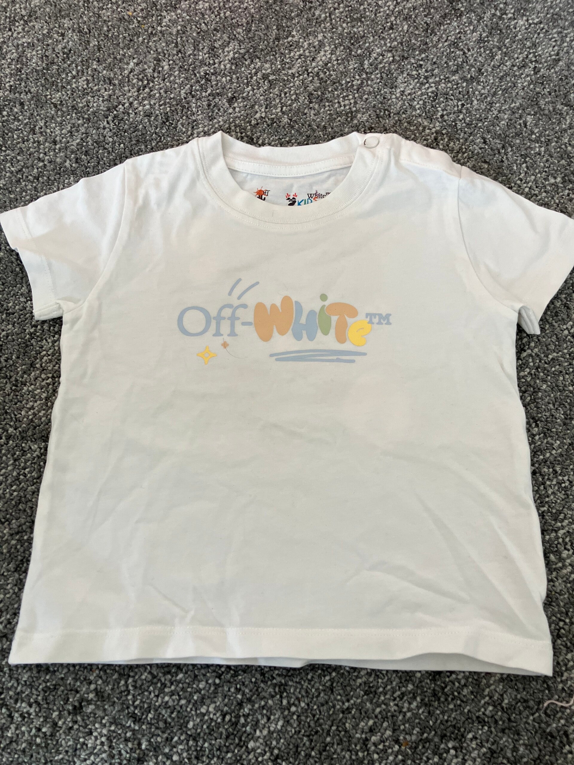 Off white tshirt