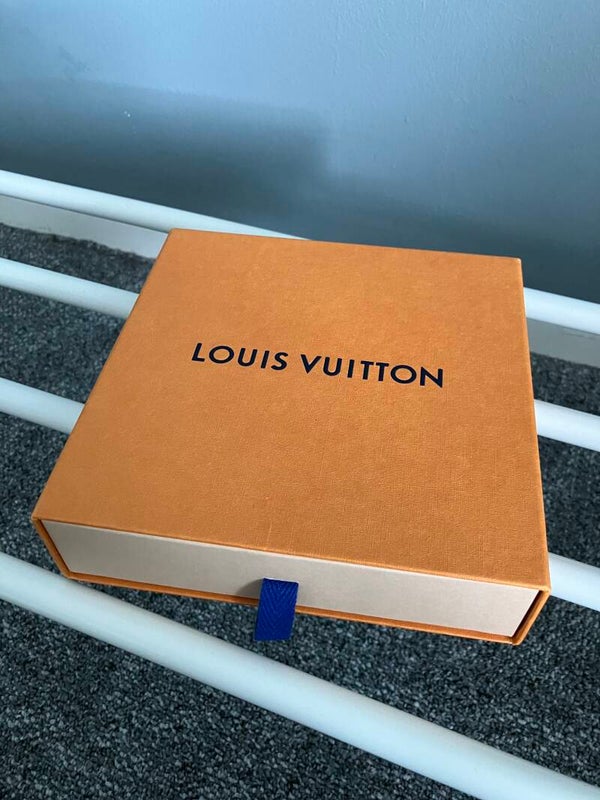 Louis Vuitton box