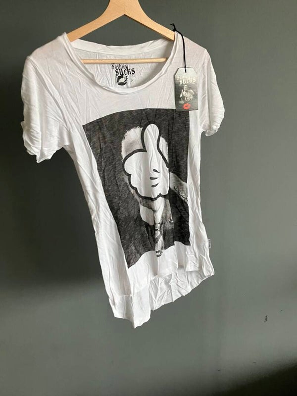 Tshirt Fashion Sucks