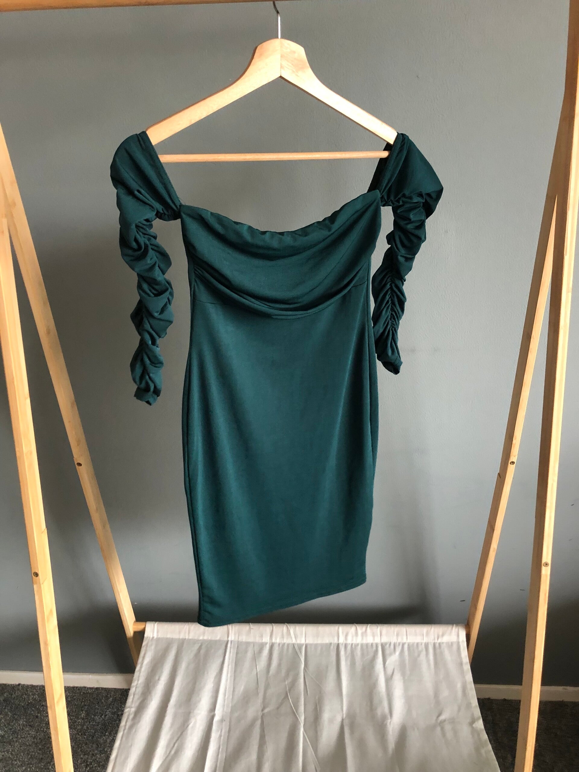 Prachtig PrettyLittleThing jurkje - Melany