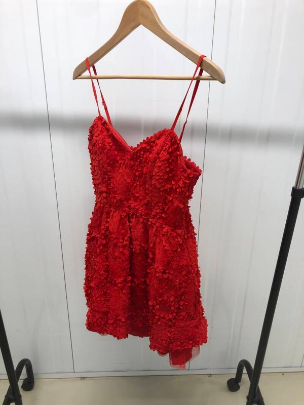 H&M Rode Mini-Jurk met 3D Applicaties - Fatima Moreira de Melo