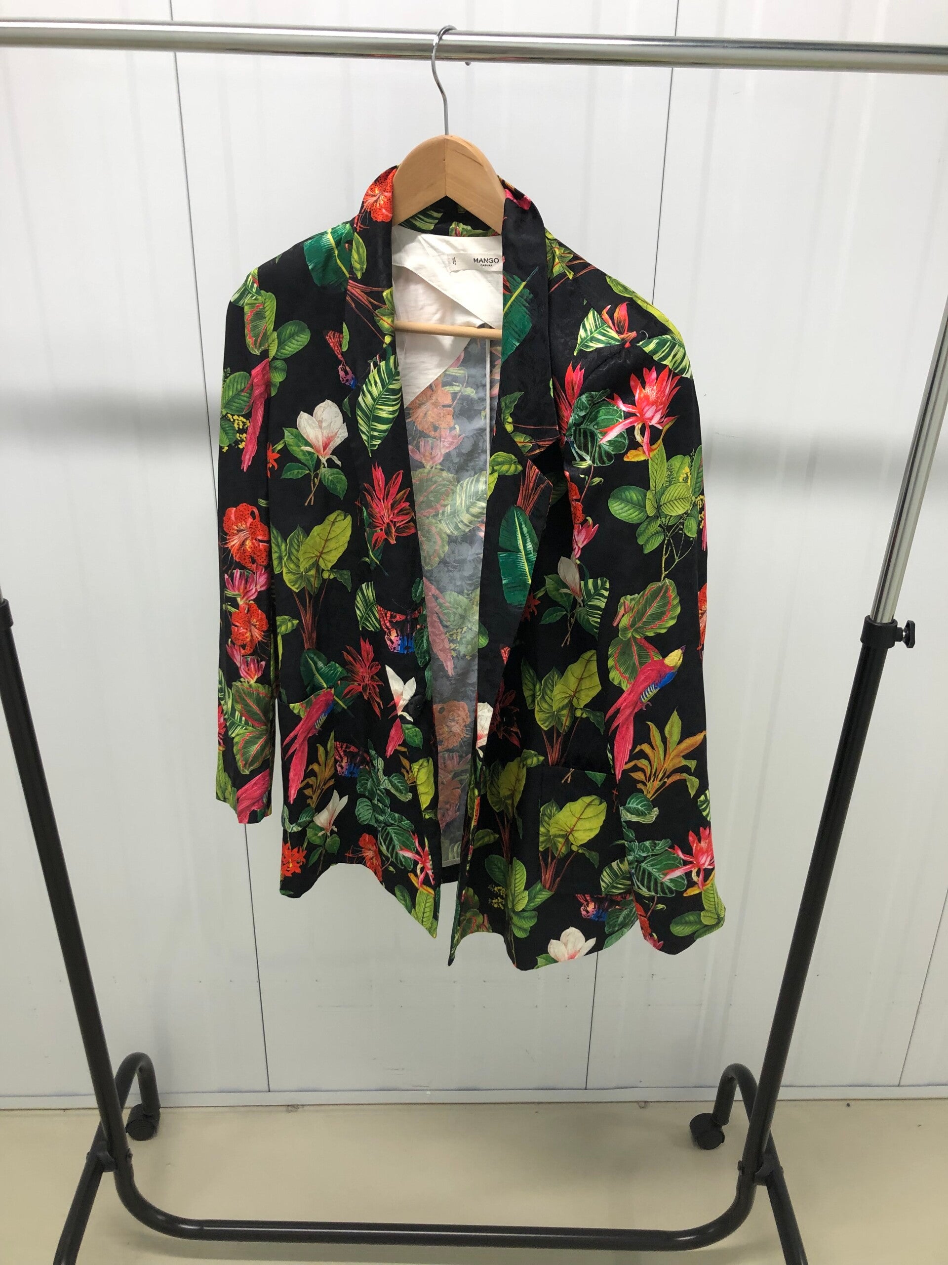 Mango Blazer - Fatima Moreira de Melo