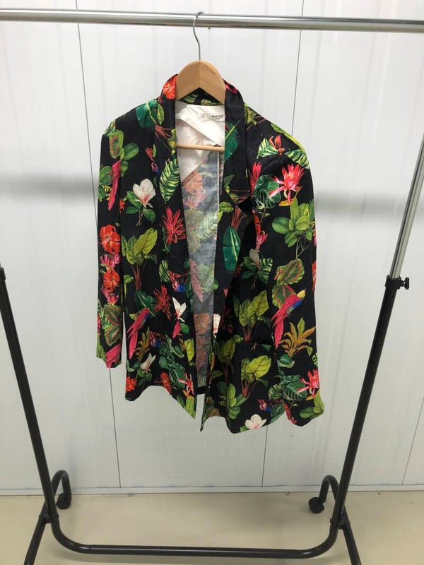 Mango Blazer - Fatima Moreira de Melo