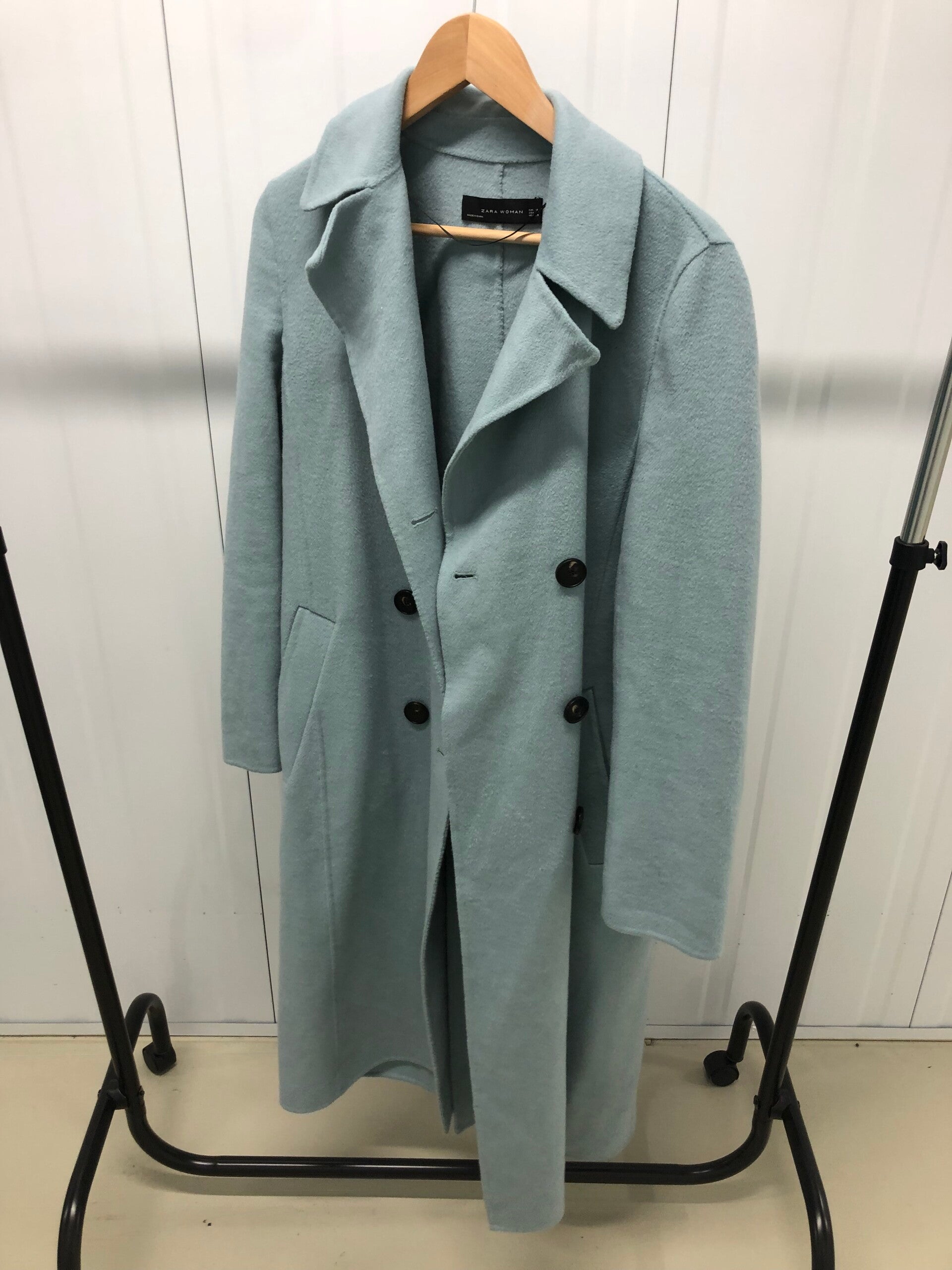 Zara Woman Double-Breasted Lange Jas - Fatima Moreira de Melo