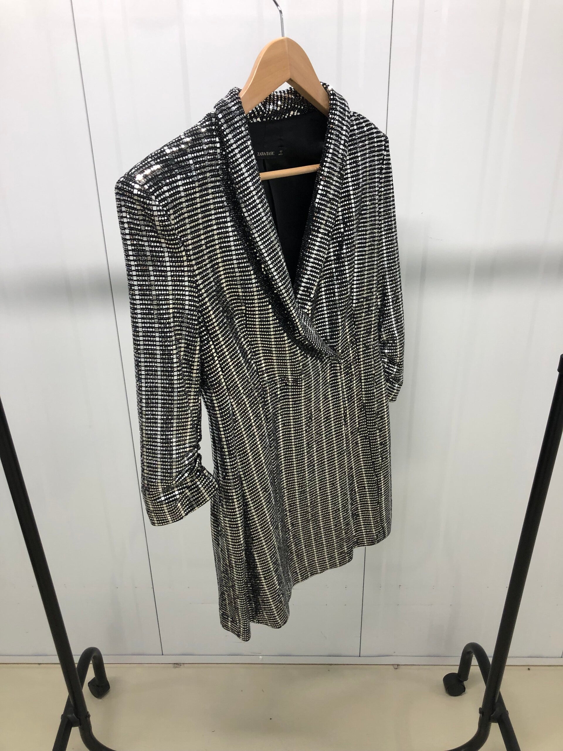 Zara Basic Metallic Pailletten Blazerjurk - Fatima Moreira de Melo