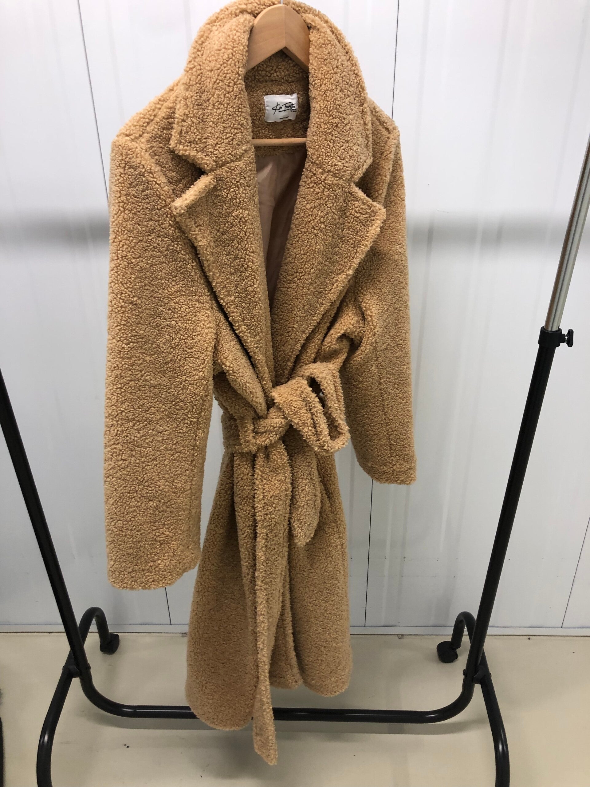 Kim Feenstra x Na-KD Camel Teddy Coat - Fatima Moreira de Melo