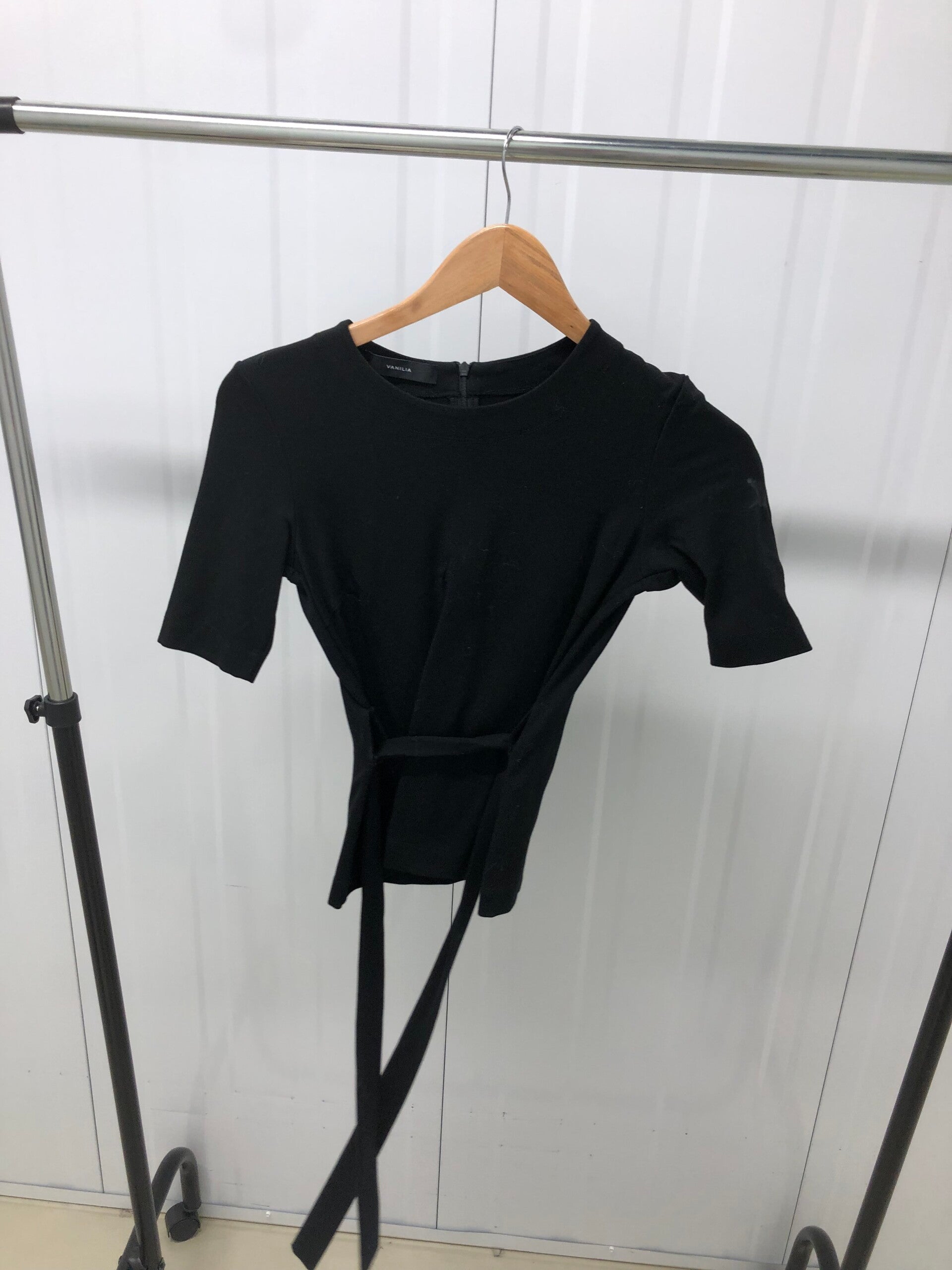 VANILIA 'Classic T-shirt' Wikkeltop - Nathalie & Nick