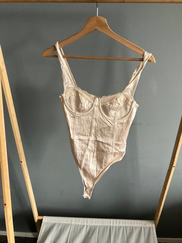 ZARA Corset Style Lace Body - Melissa