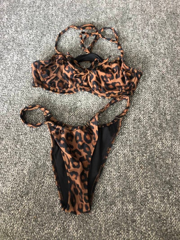 Kendall + Kylie leopard bikini – Rose Bertram