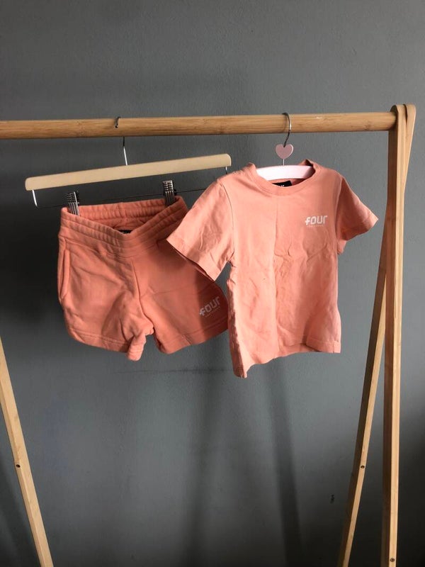 FOUR Amsterdam zomersset perzik (Kids) - Rose Bertram