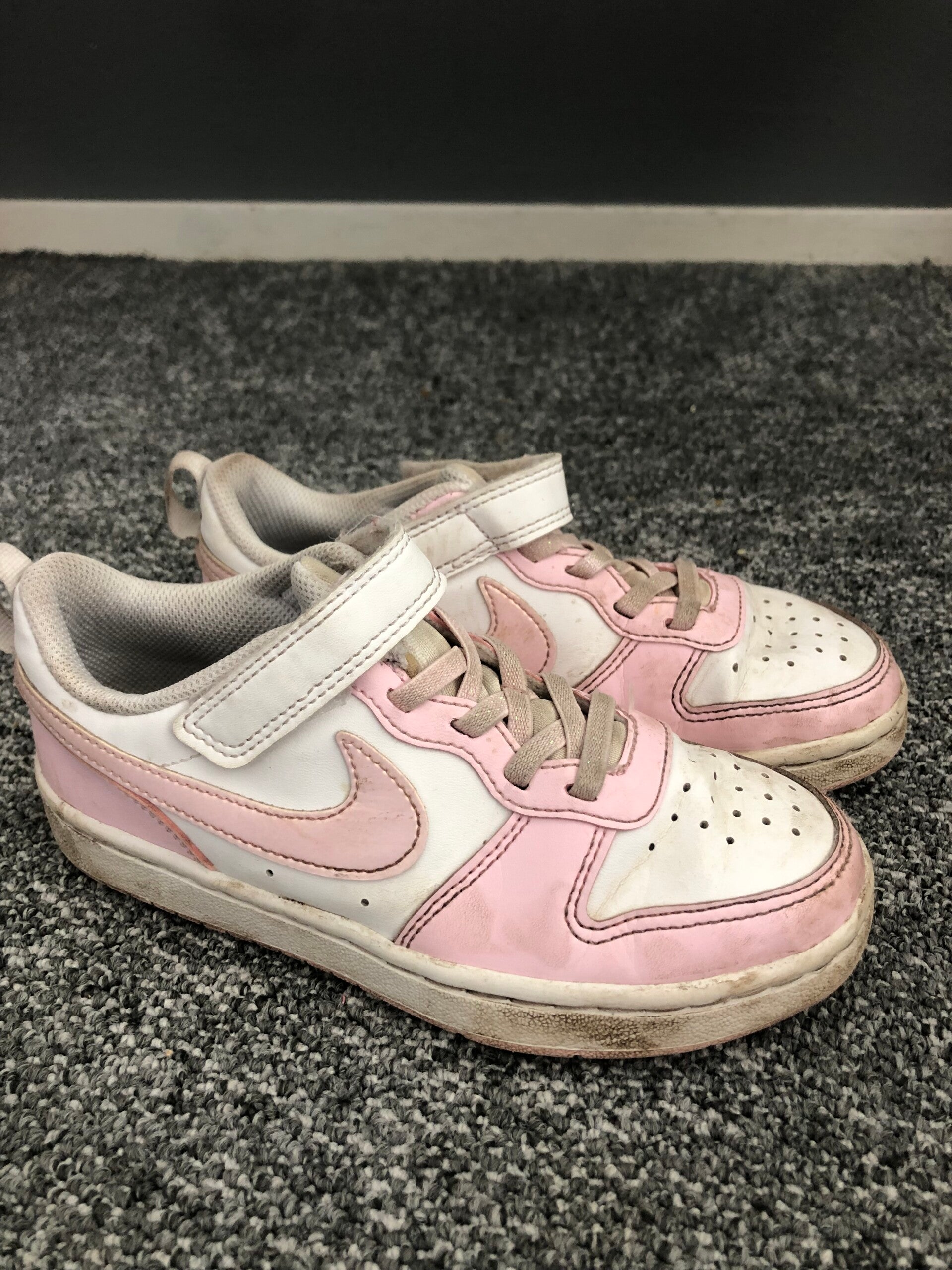 Nike Court Borough Low roze/wit (Kids) - Rose Bertram