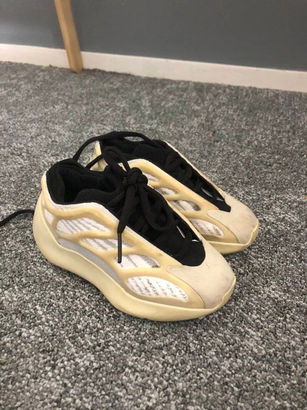 Adidas Yeezy 700 V3 Azael Kids - Rose Bertram