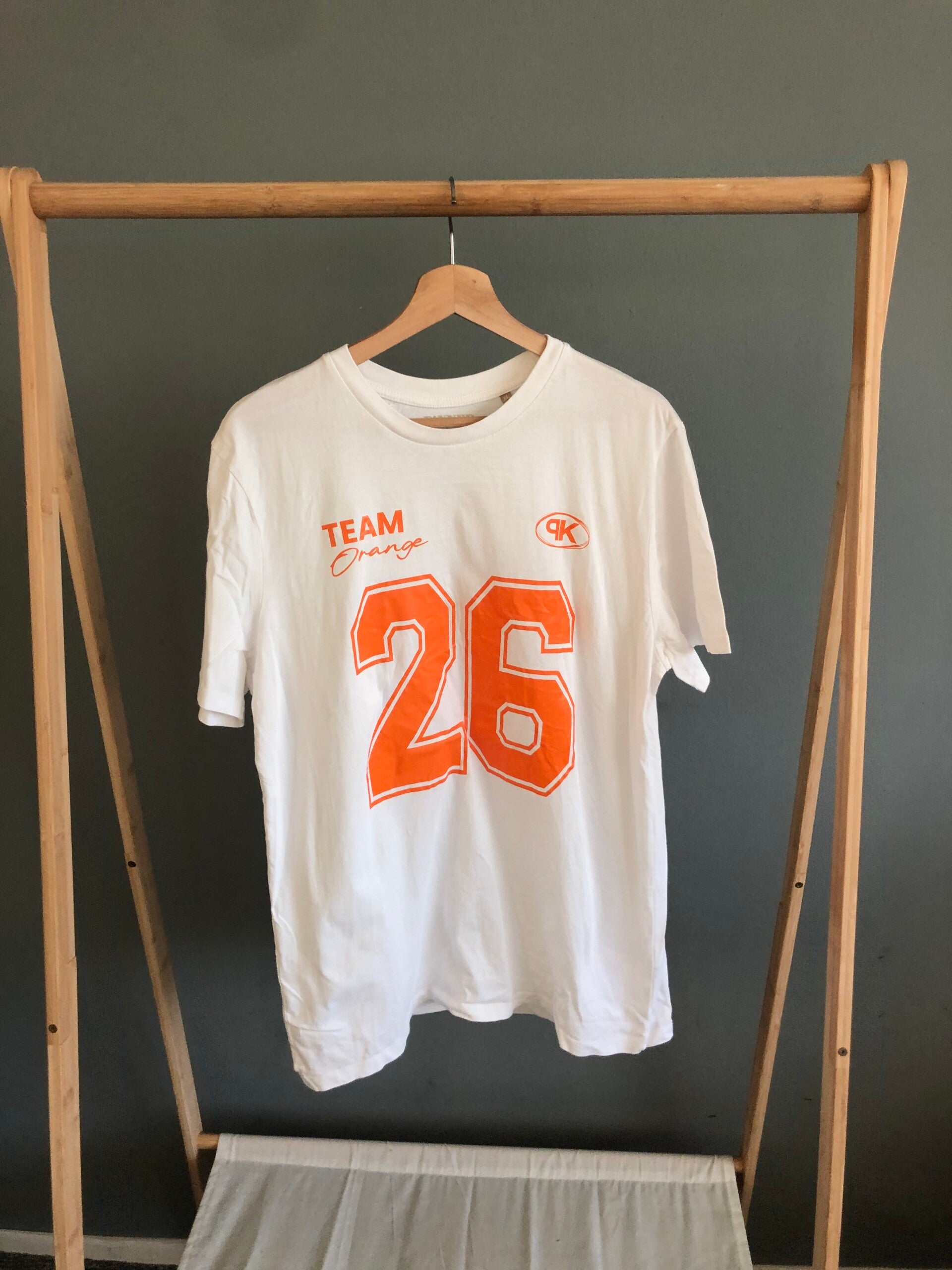 Casual T-shirt van Pinned by K - Ajla