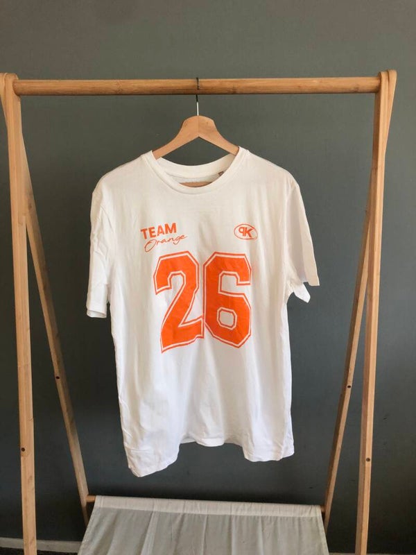 Casual T-shirt van Pinned by K - Ajla