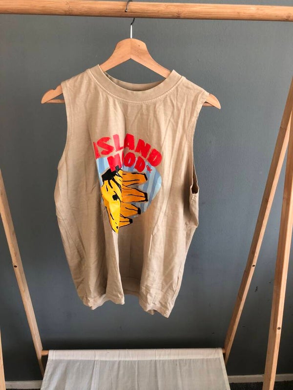 Stoer T-shirt van Pinned by K - Ajla