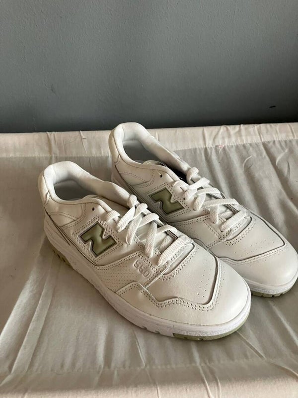 New Balance Sneakers