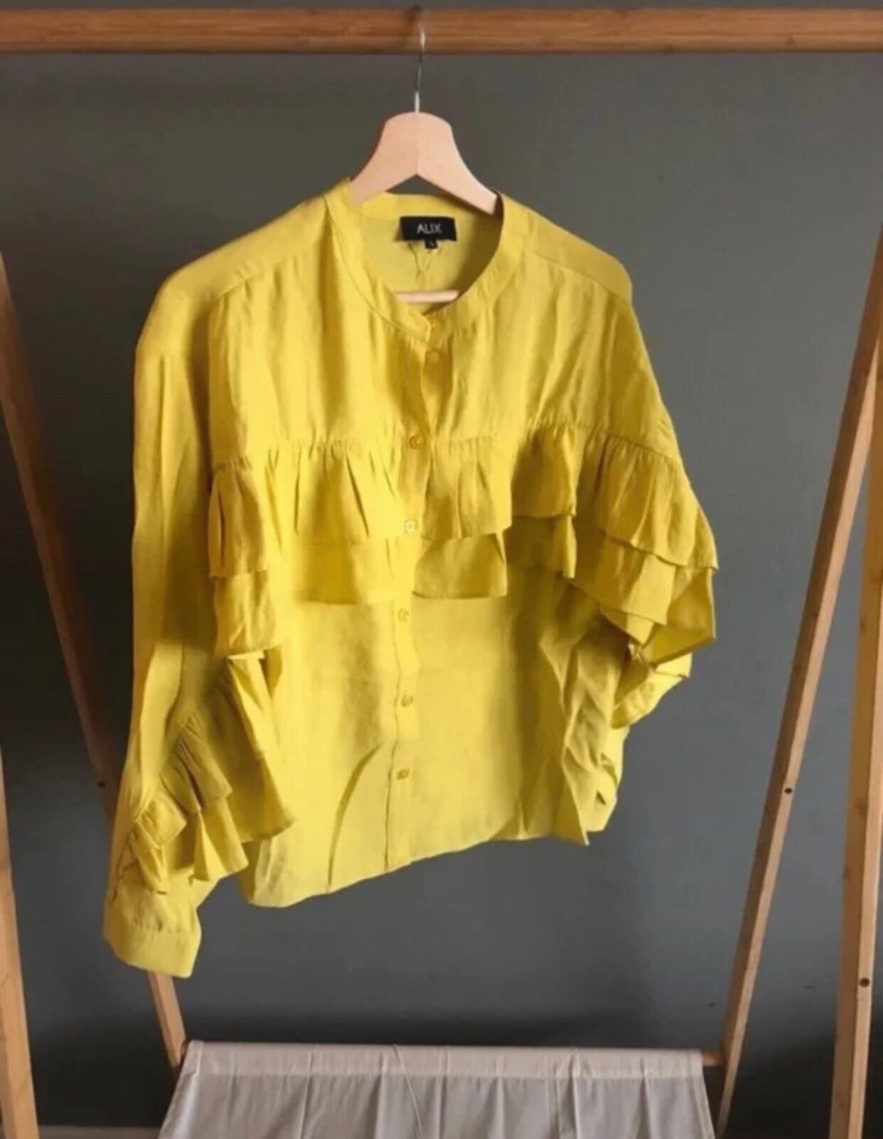 Alix The Label Ruffled Blouse Yellow - Roos Reedijk