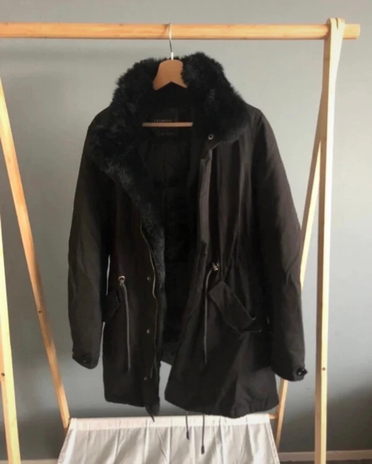 Cedrico Luxury Parka Jacket Black - Roos Reedijk