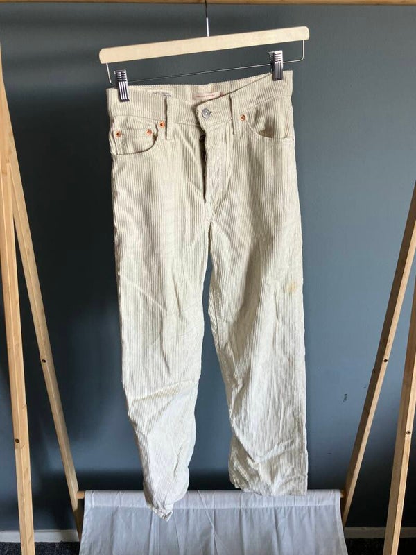 Levi jeans